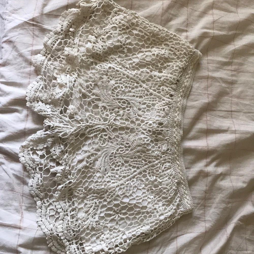Lace cute shorts